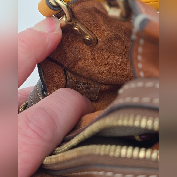 Coach 1941 Rogue Satchel 12 In Signature Jacquard , GUC - Picture 12 of 16